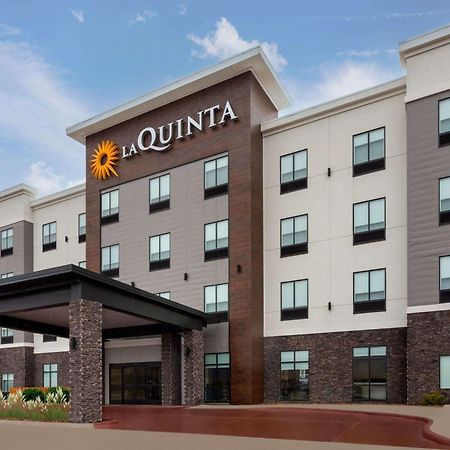 La Quinta Inn & Suites By Wyndham Coralville Iowa City Exterior photo